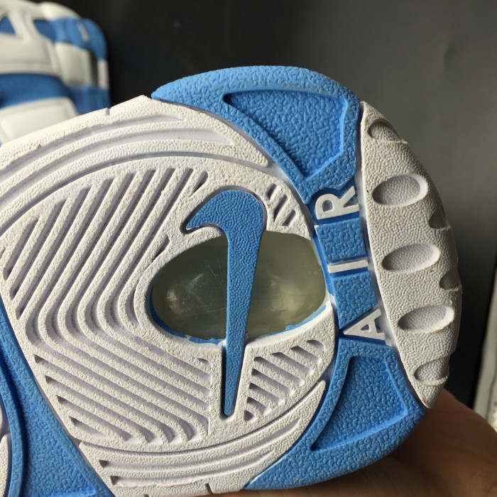 Nike Air More Uptempo “University Blue” 921948-401