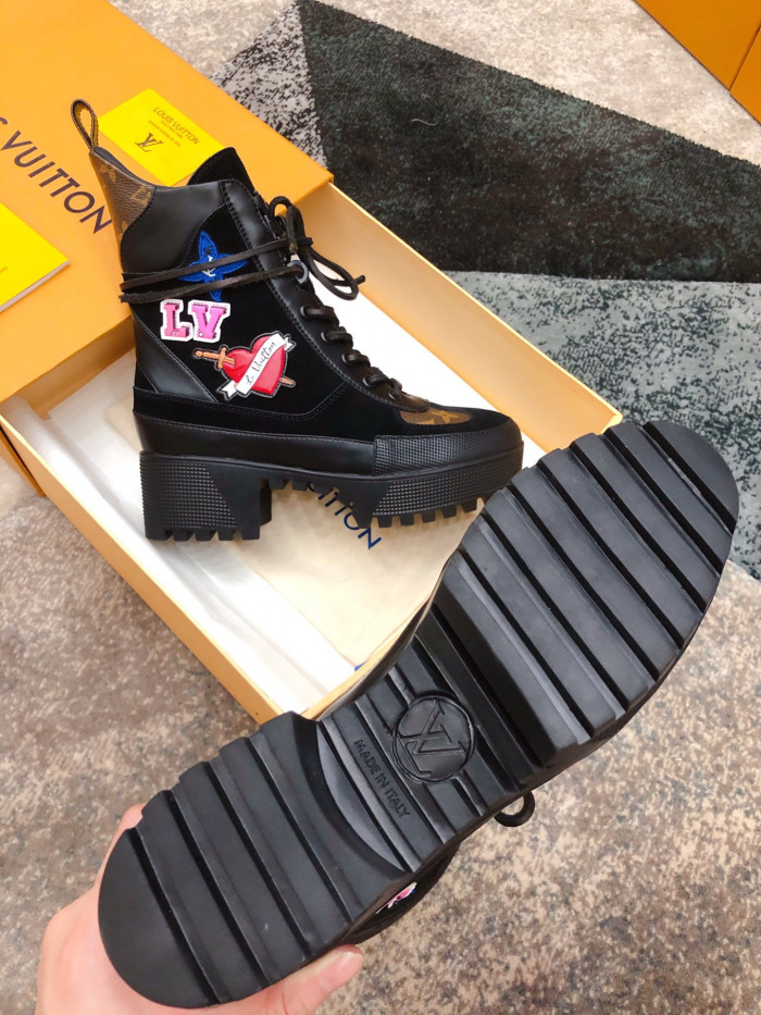 LOUS VUITO LAUREATE PLATFORM DESERT BOOT