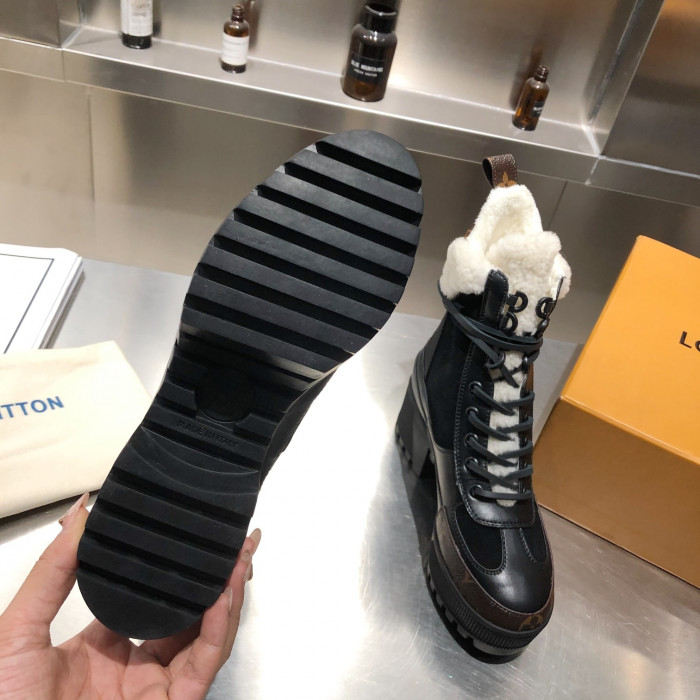 LOUS VUITO LAUREATE PLATFORM DESERT BOOT