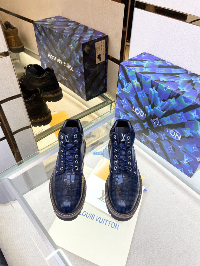 LOUS VUITO BOOTS
