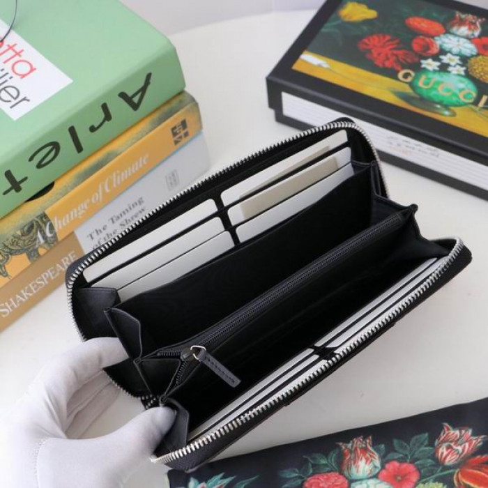 G*u*i wallet 451249 19*10*2.5