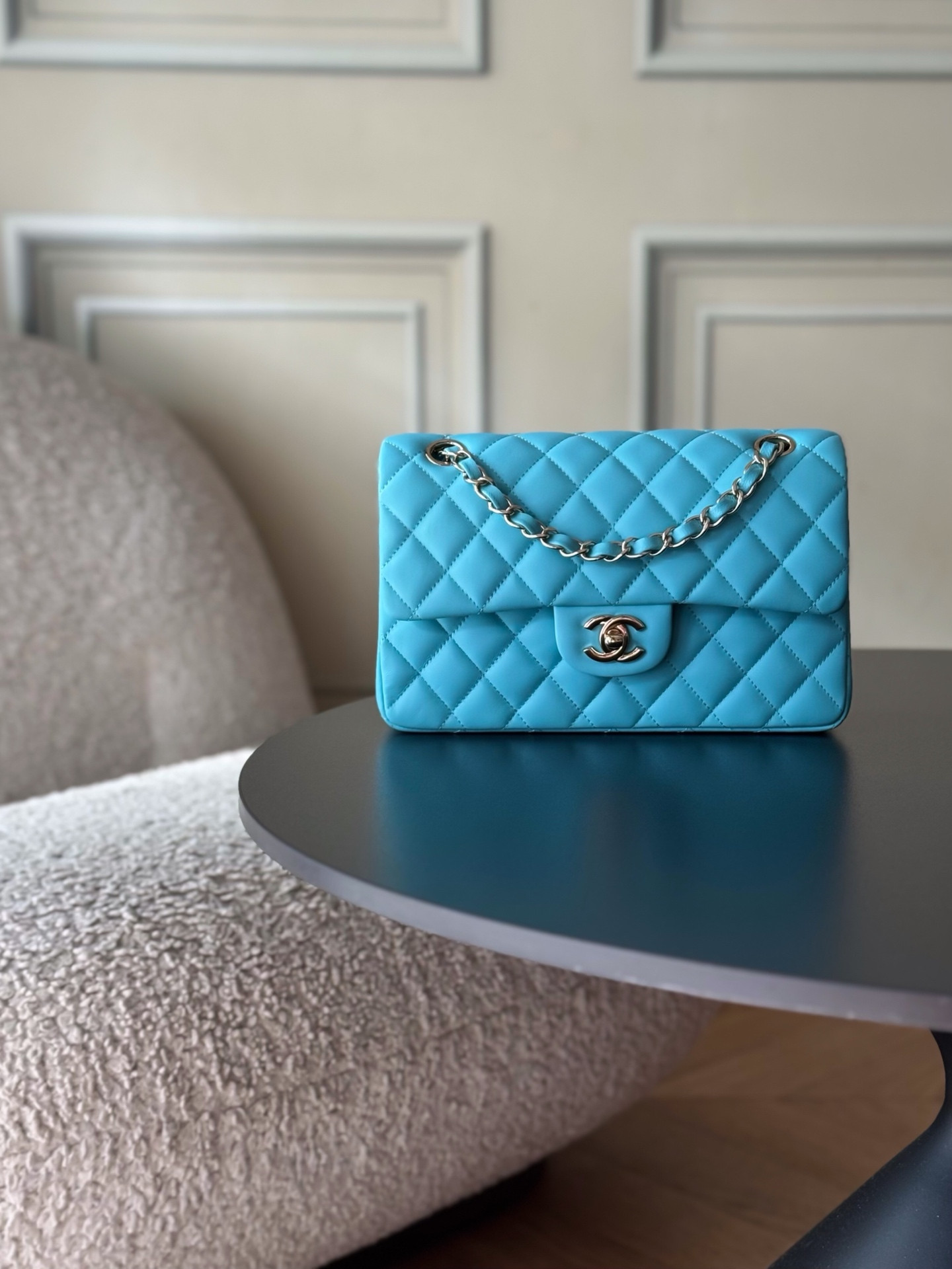 Ch**el Small Classic Bag 23x6.5x14cm