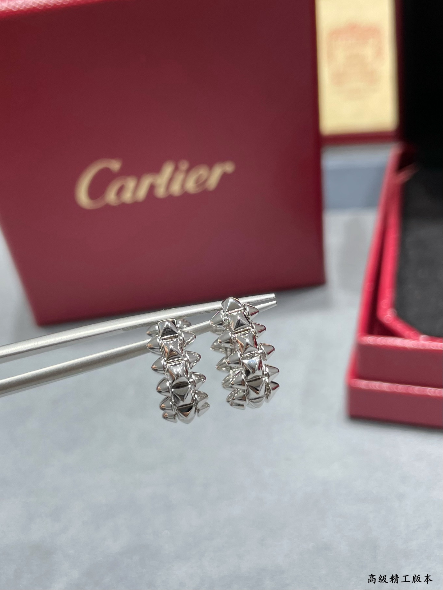 Ca*t1er Mini Bullet Earrings