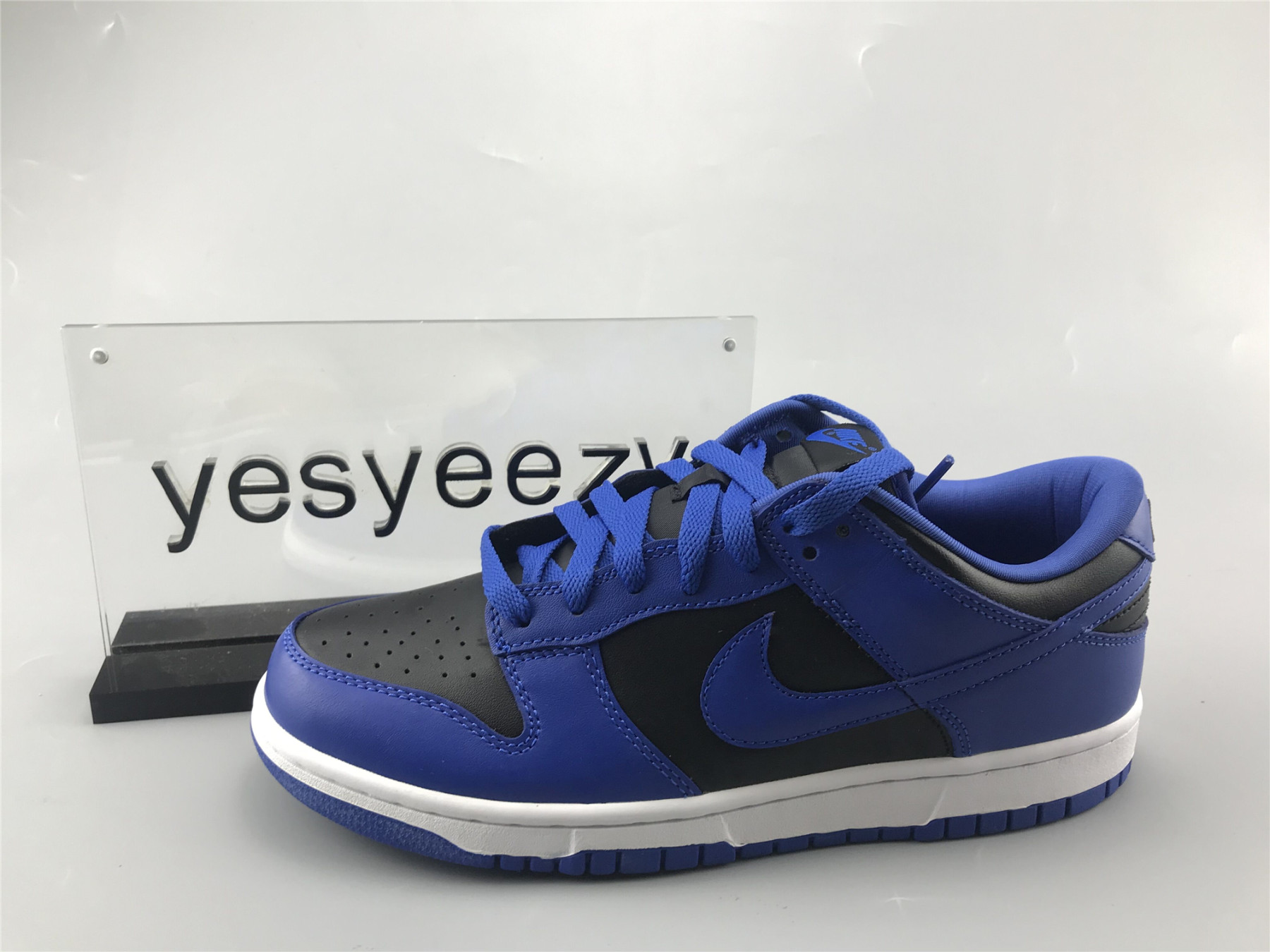 UA NIKE DUNK LOW SP BLACK VARSITY ROYAL
