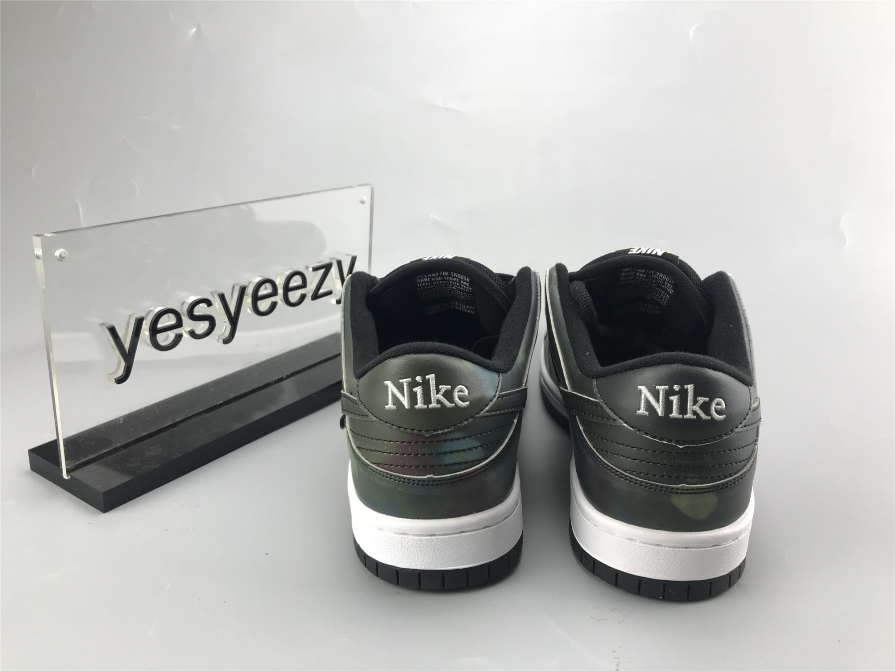 UA NIKE CIVILIST X DUNK LOW PRO SB QS