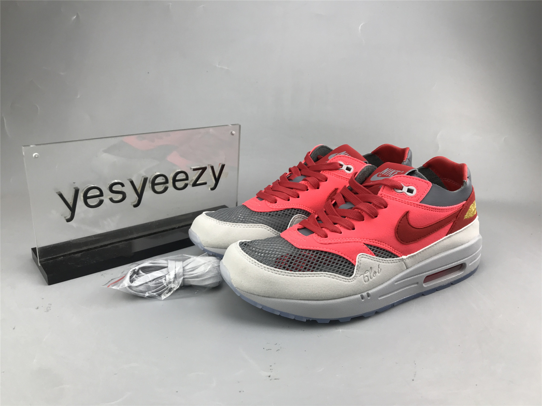 UA NIKE CLOT X AIR MAX 1 