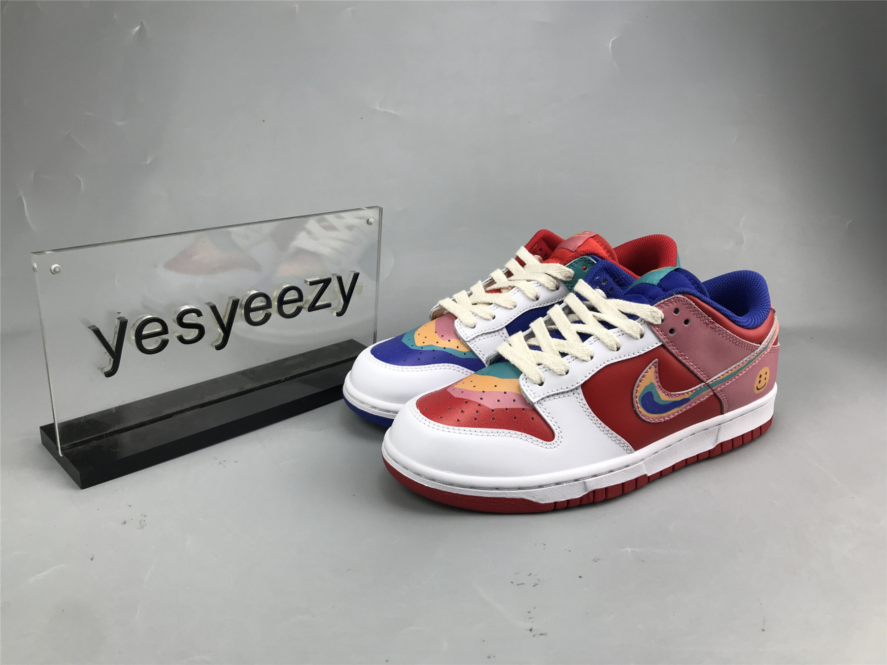 UA NIKE SB DUNK LOW RAINBOW X CACTUSPLANTFLEAMARKET