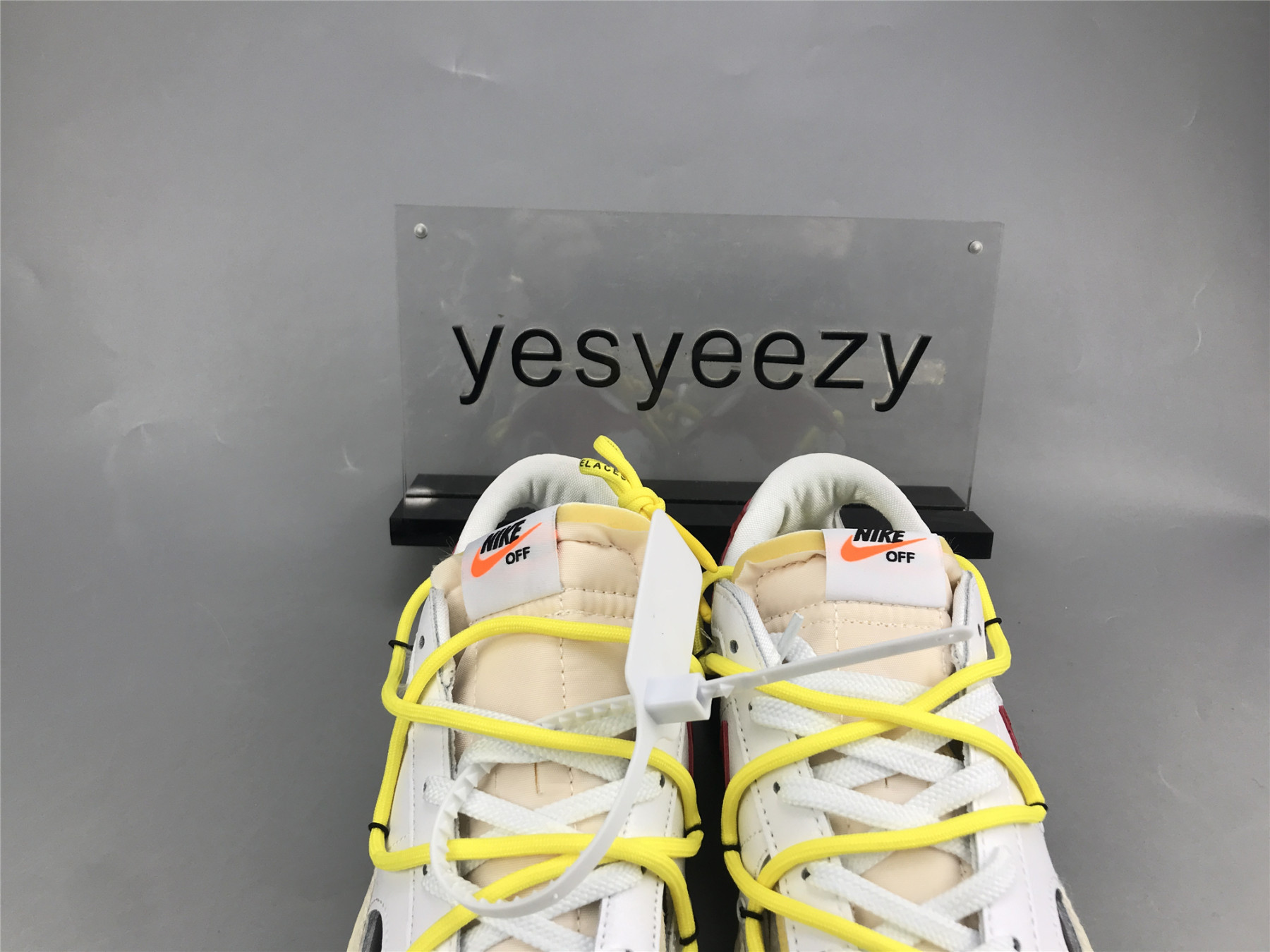 UA OFF-WHITE X BLAZER LOW 