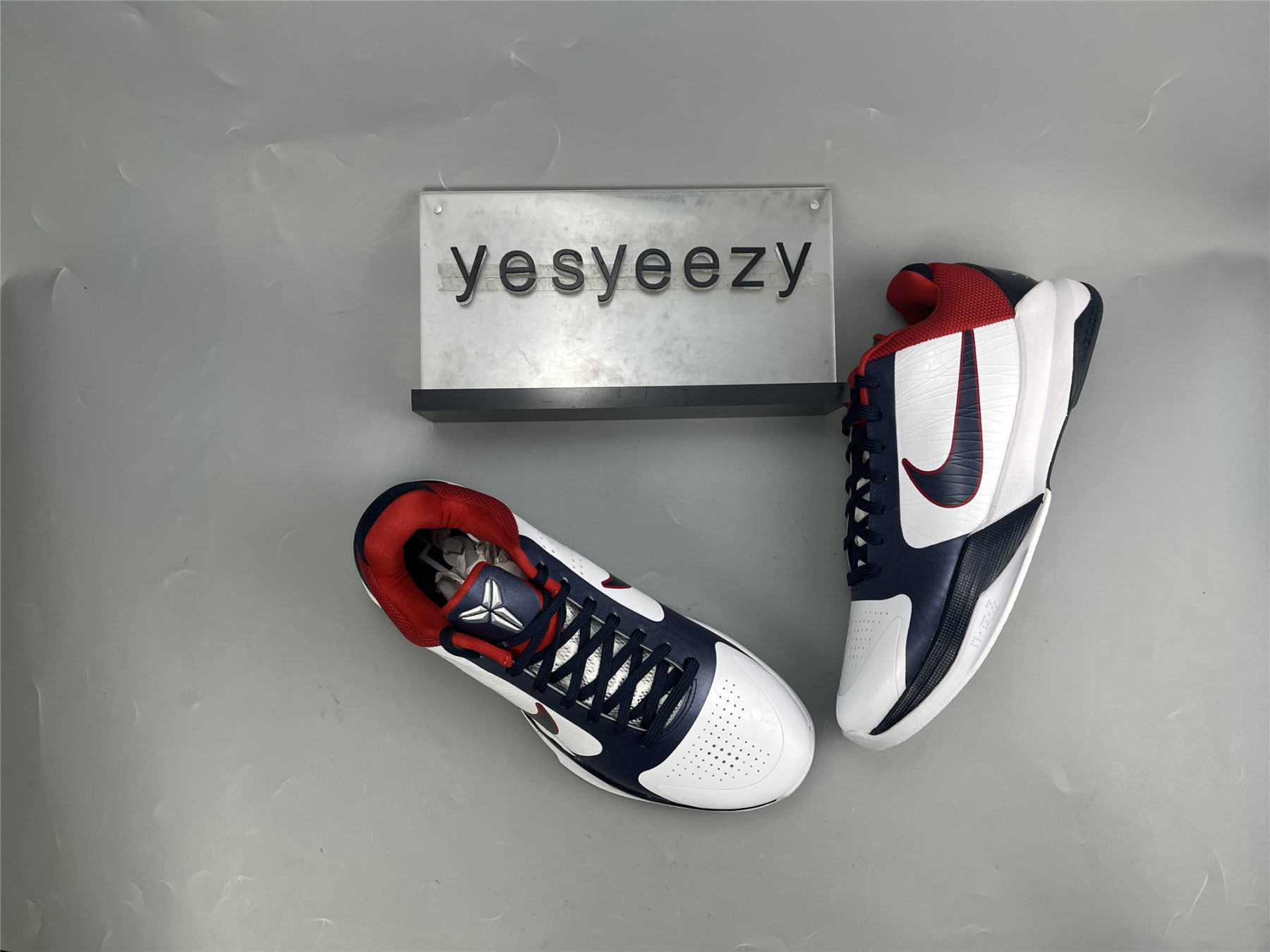 UA NIKE KOBE 5 PROTRO