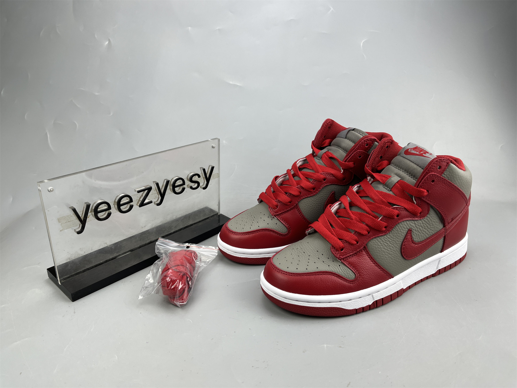 UA NIKE DUNK HIGH 