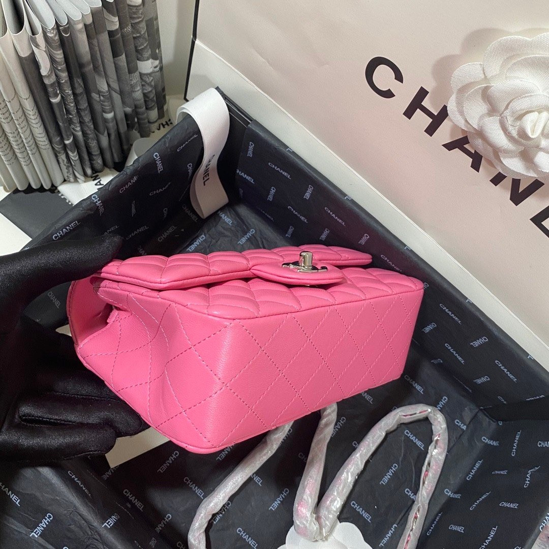Ch**el Mini Flap Bag 20x12x6cm