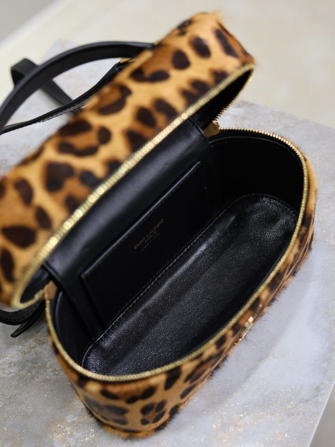 Y51 Leopard-print Mini Bag 18x11x6.5cm
