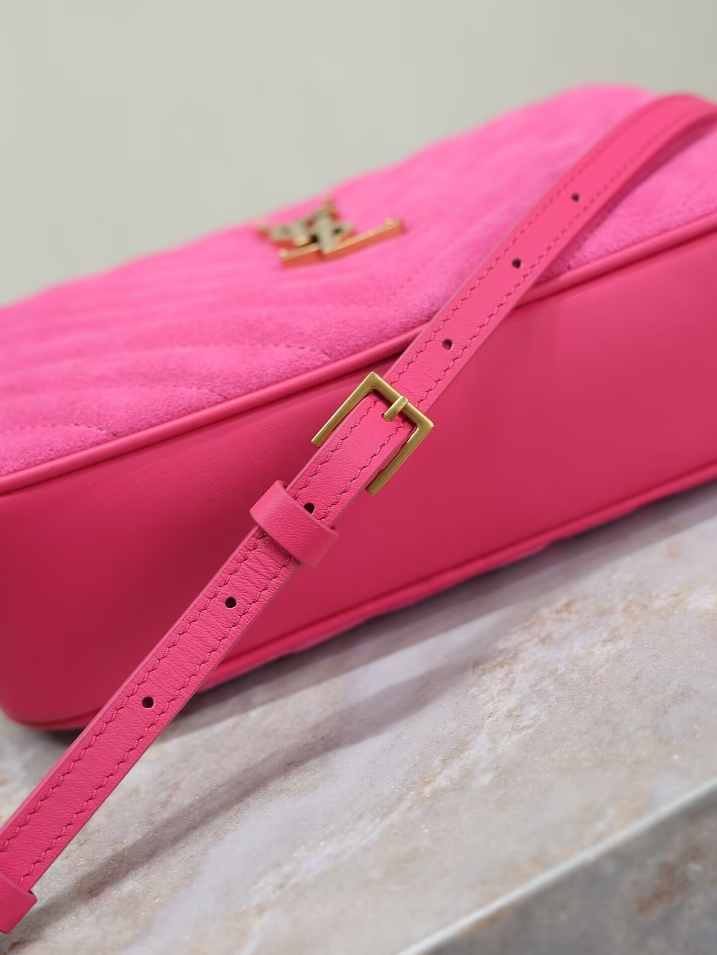 Y51 LOULOU Camera Bag 23x16x6cm