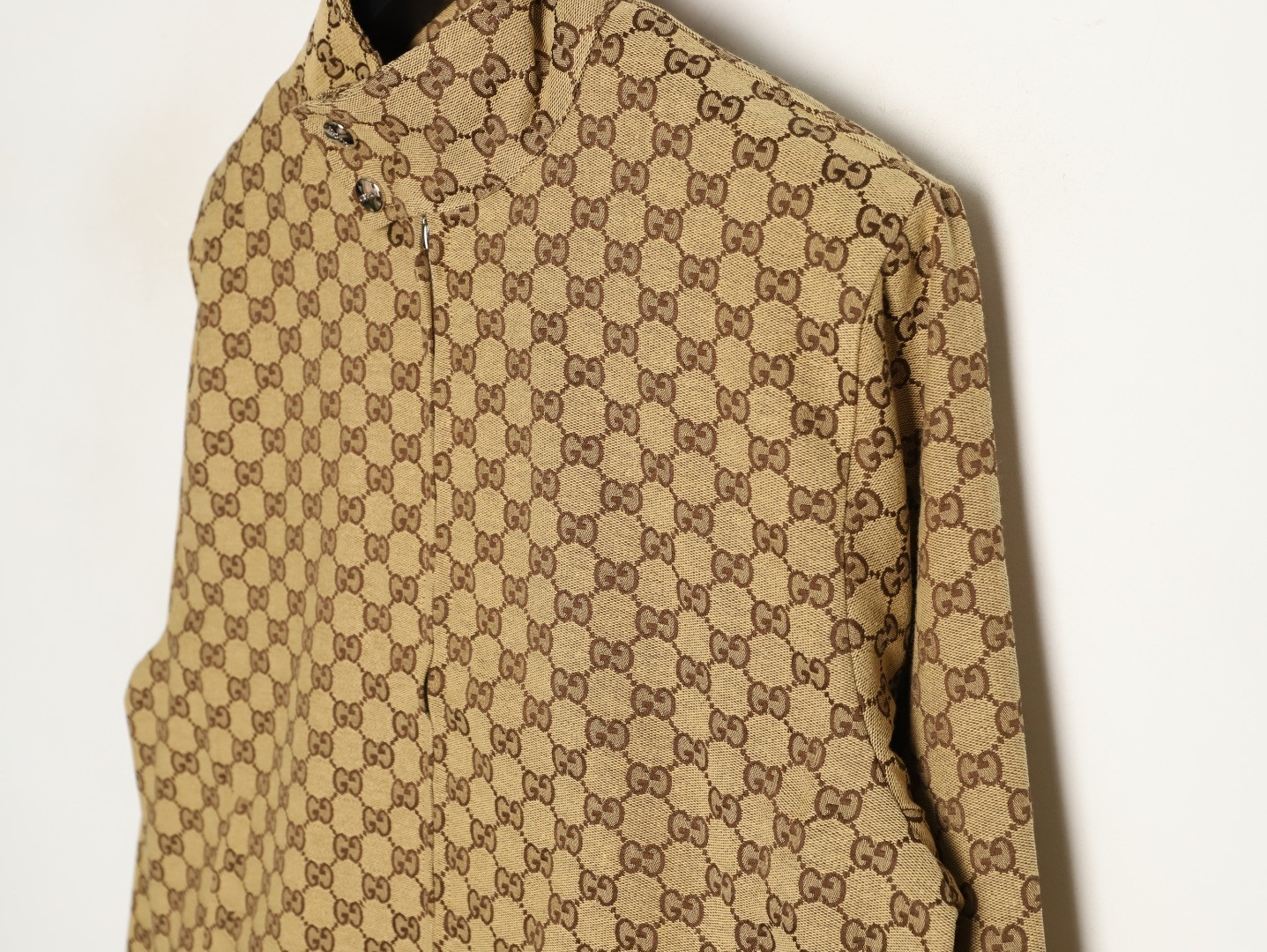 Gvc*1 Coats