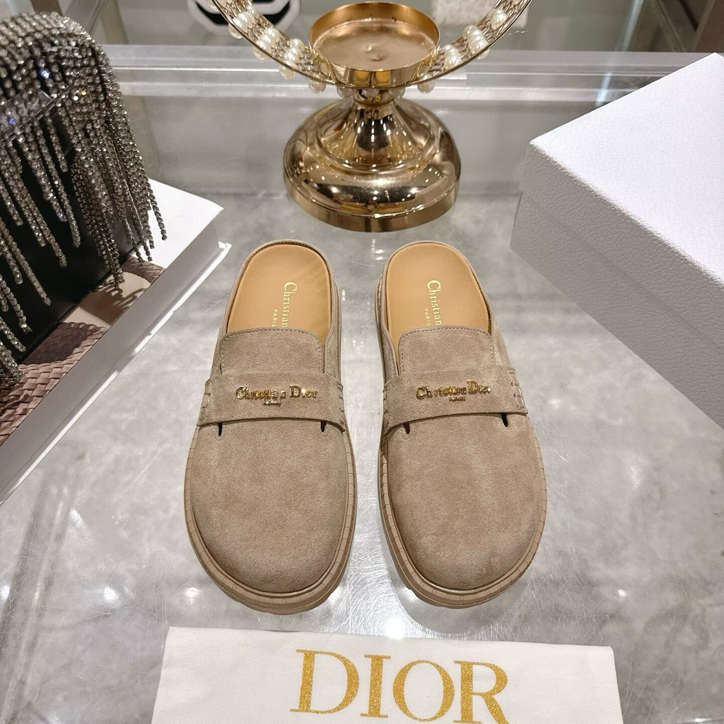 UA D10r Mule