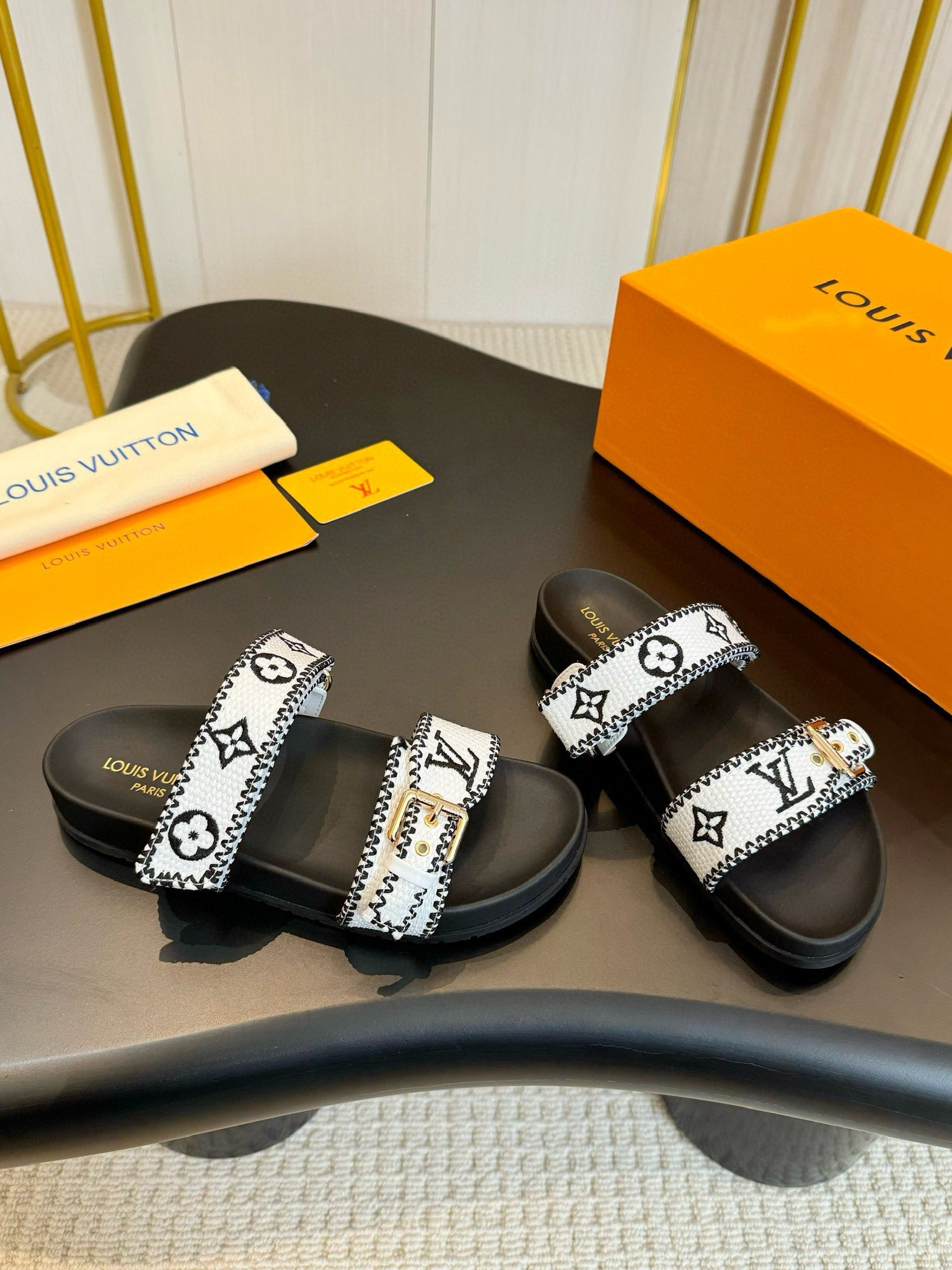UA LV Bom Dia Flat Comfort Mule