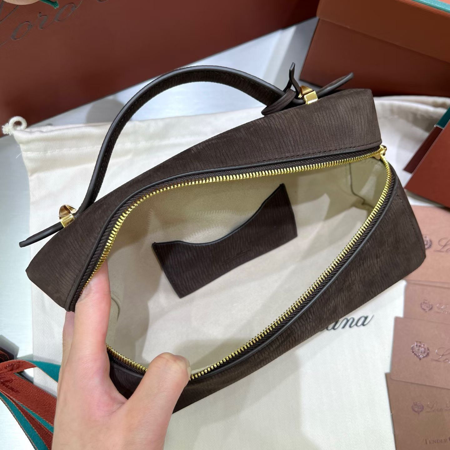 L0r0 P1ana Extra Bag L23 23x12x7cm