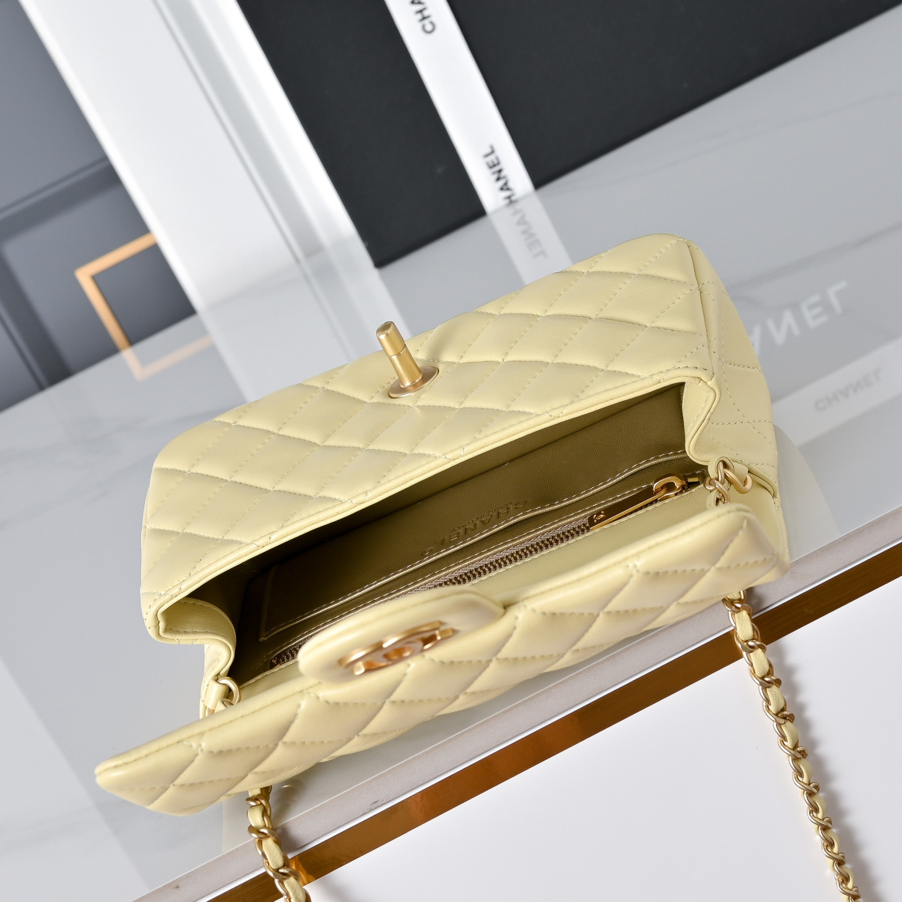Ch**el Flap Bag Butter Yellow AS1787 20x13x7cm