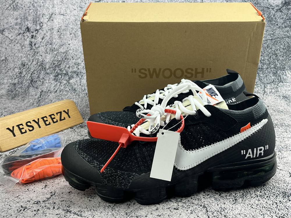 UA II OFF-WHITE X AIR VAPORMAX 
