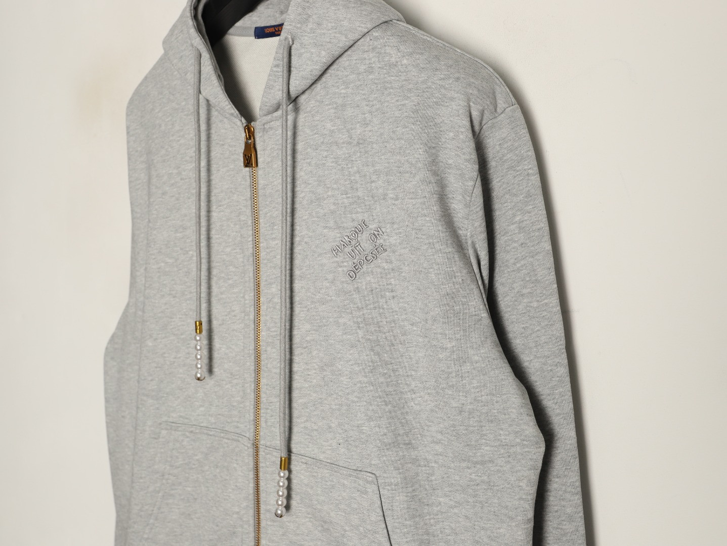 L0vis Vvtt0n Coats