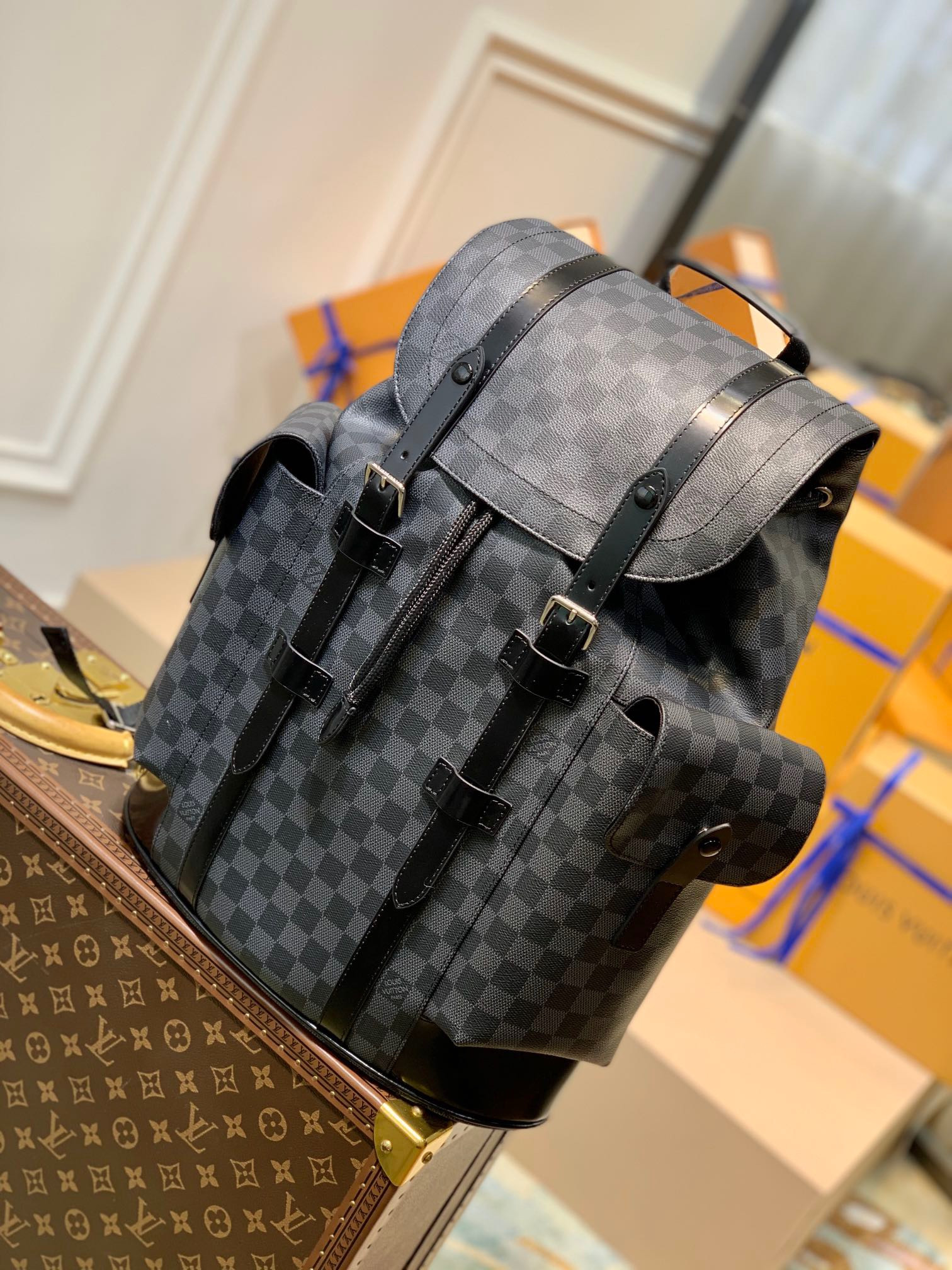 CHRISTOPHER PM N41379 taylor swift