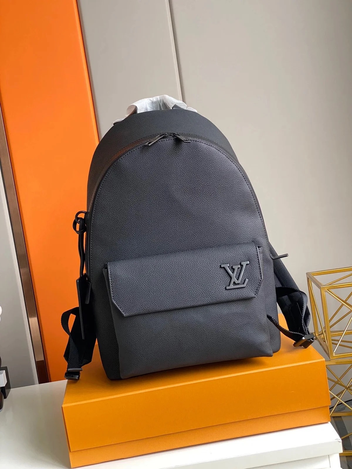 LV AEROGRAM BACKPACK M57079