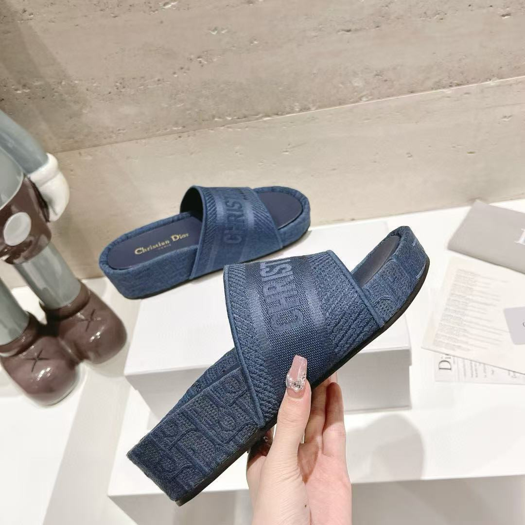 UA D10r Sandal