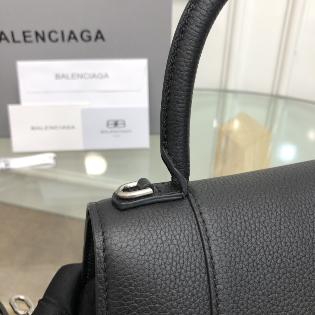 Ba1en*iaga WOMEN