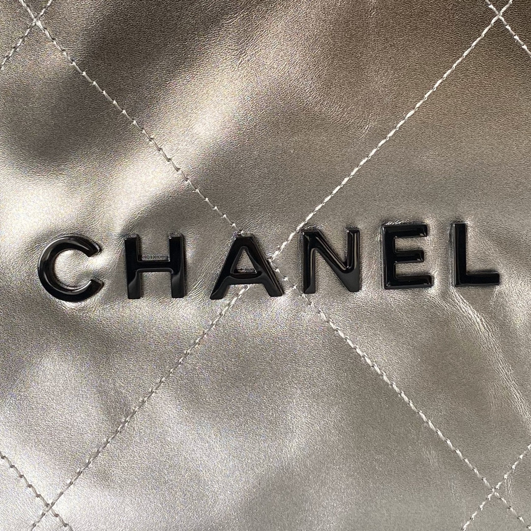 Ch**el 22 SMALL HANDBAG Shiny Calfskin SILVER 13.7×14.4×2.7 in