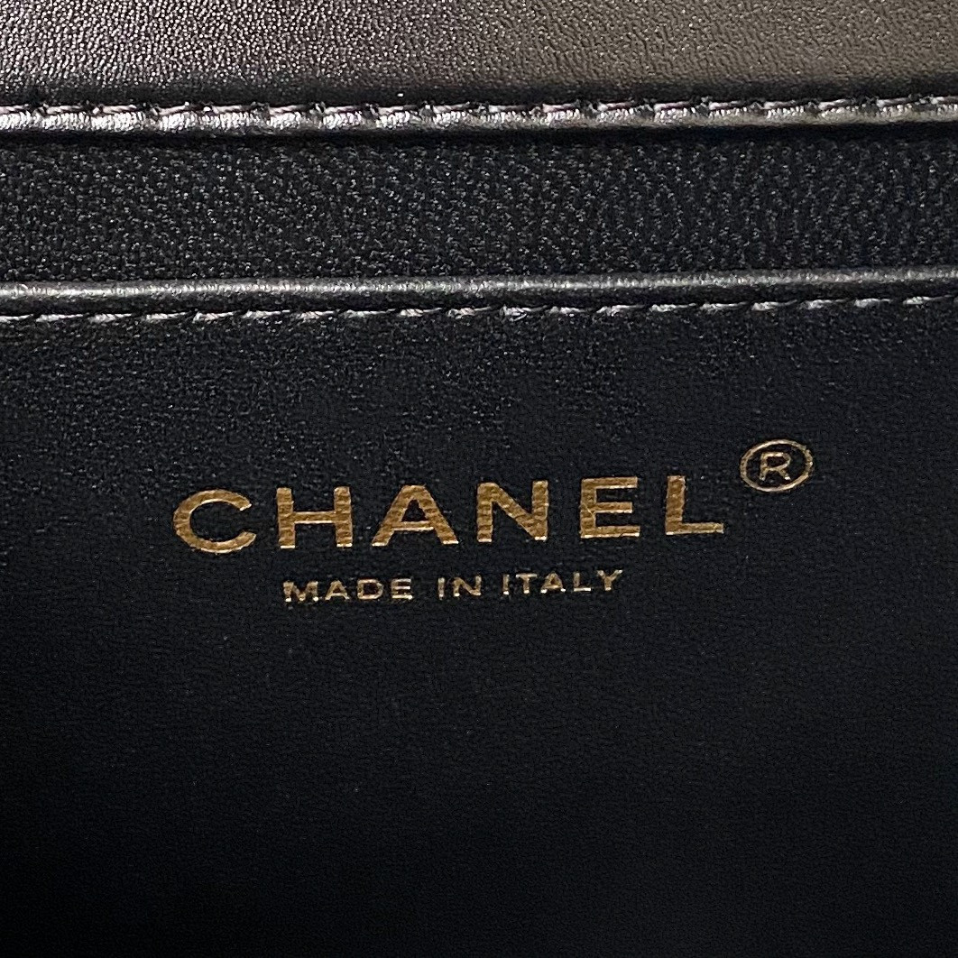 Ch**el FLAP BAG BLACK 22×14.5×8cm