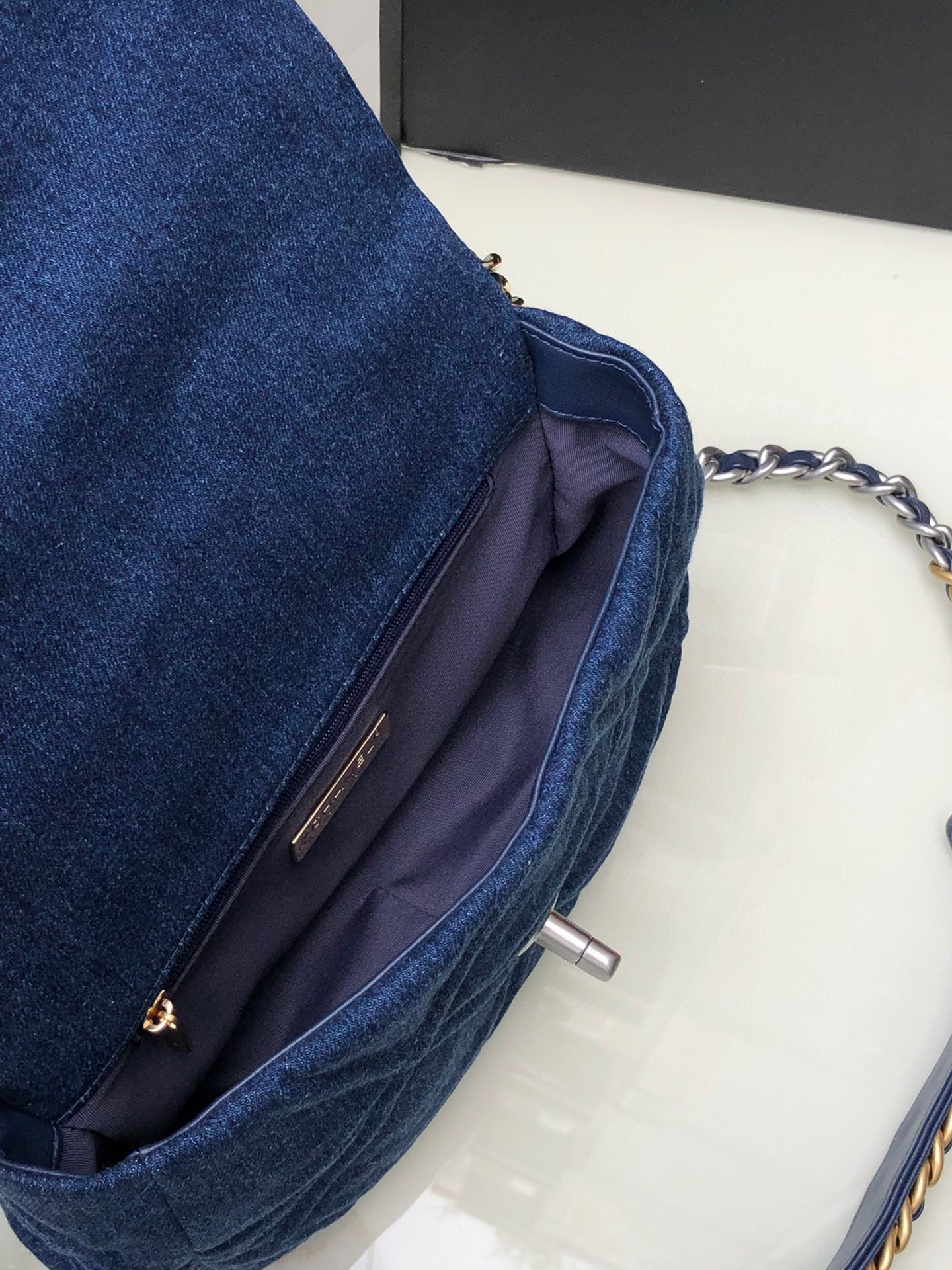 Ch**el 19 HANDBAG, Gold-Tone, Silver-Tone & Ruthenium-Finish Metal Navy 6.2 × 10.1 × 3.5 in