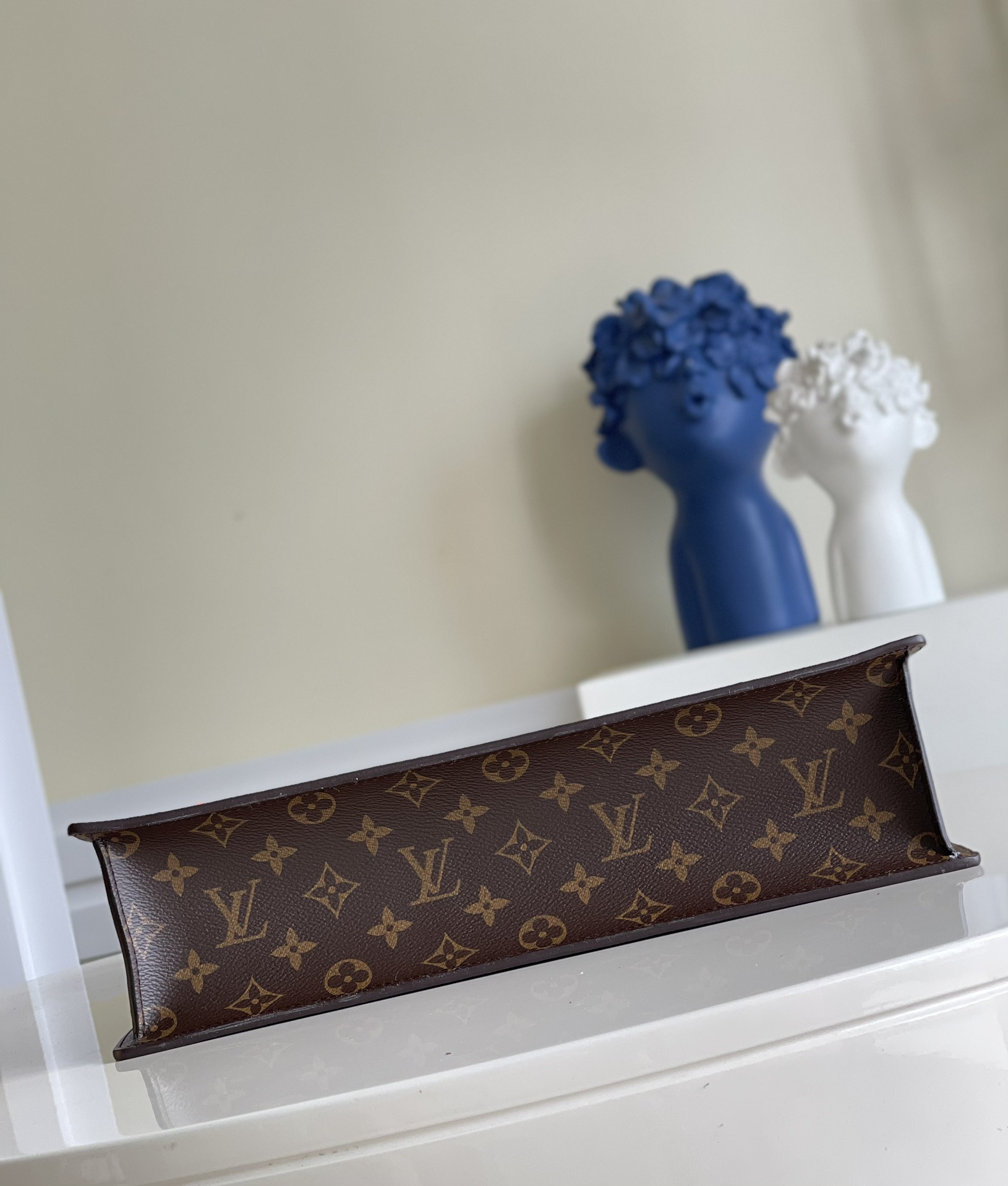 LV Sac Plat M45667 36 x 36 x 9 cm