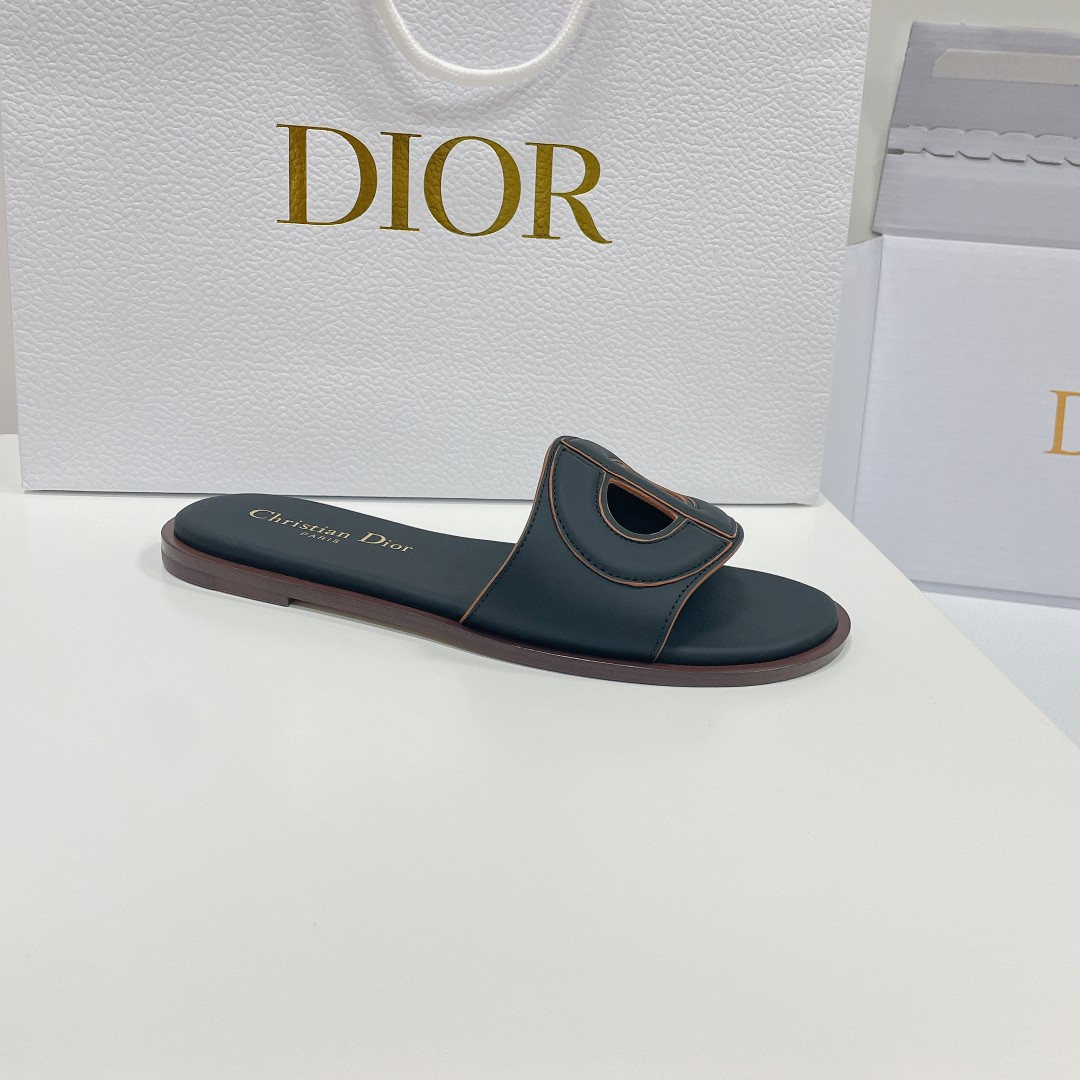 UA D10r D-Club Slide Black