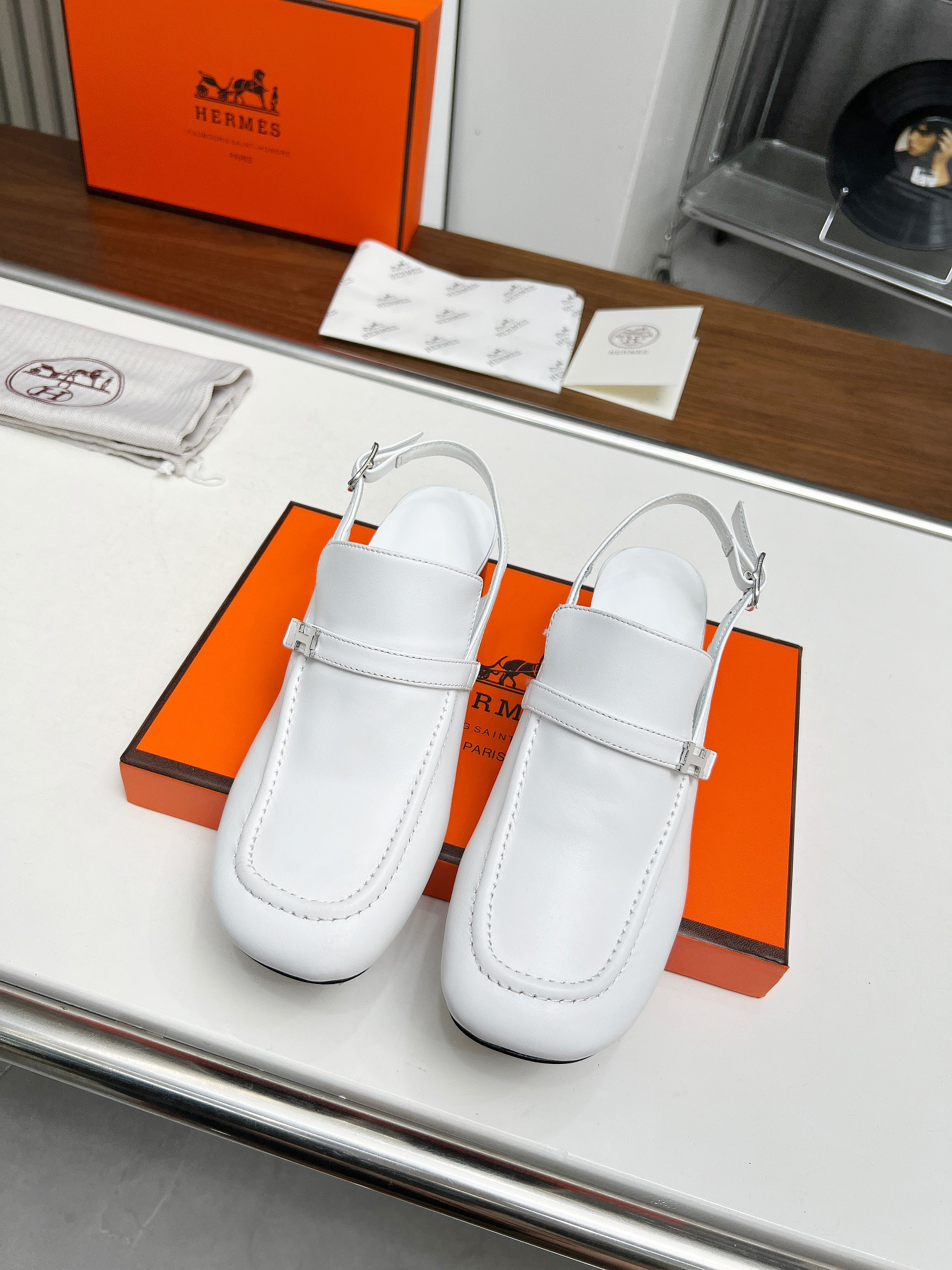 UA H**me5 Infinie 50 Pump