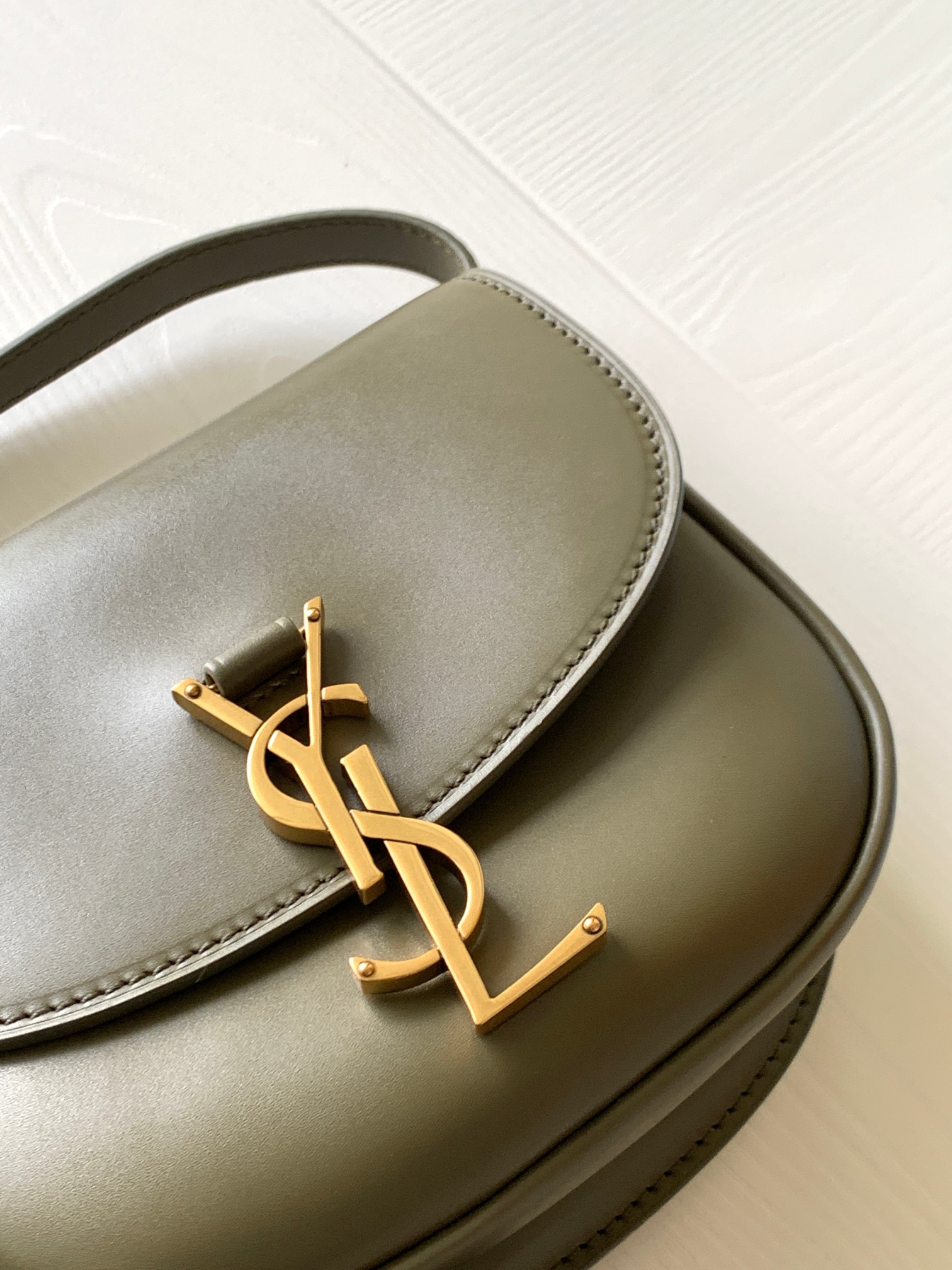 Y51 KAIA SMALL SATCHEL IN SMOOTH LEATHER 7.2 X 6.1 X 2.1 INCHES