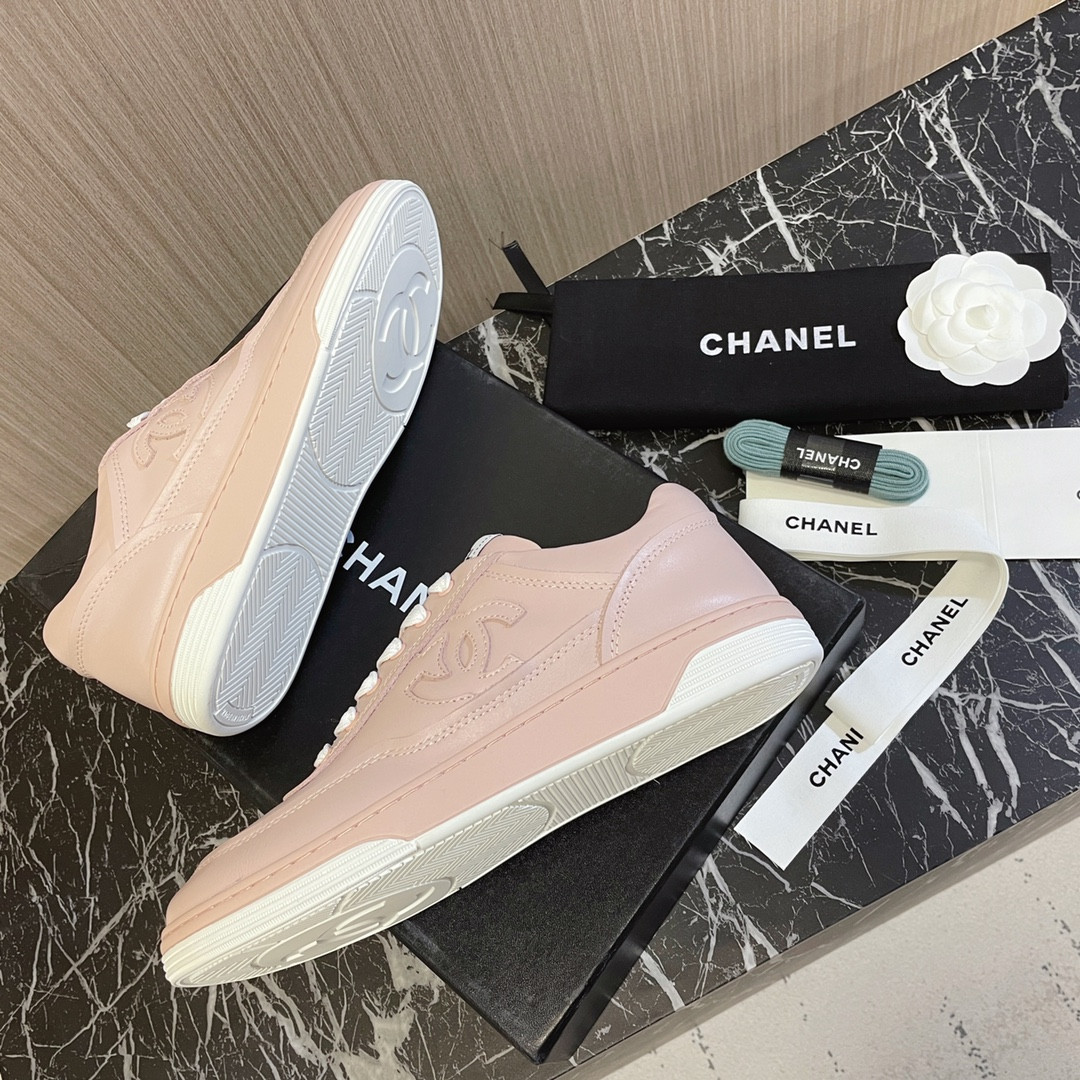 UA Ch**el SNEAKERS calfskin