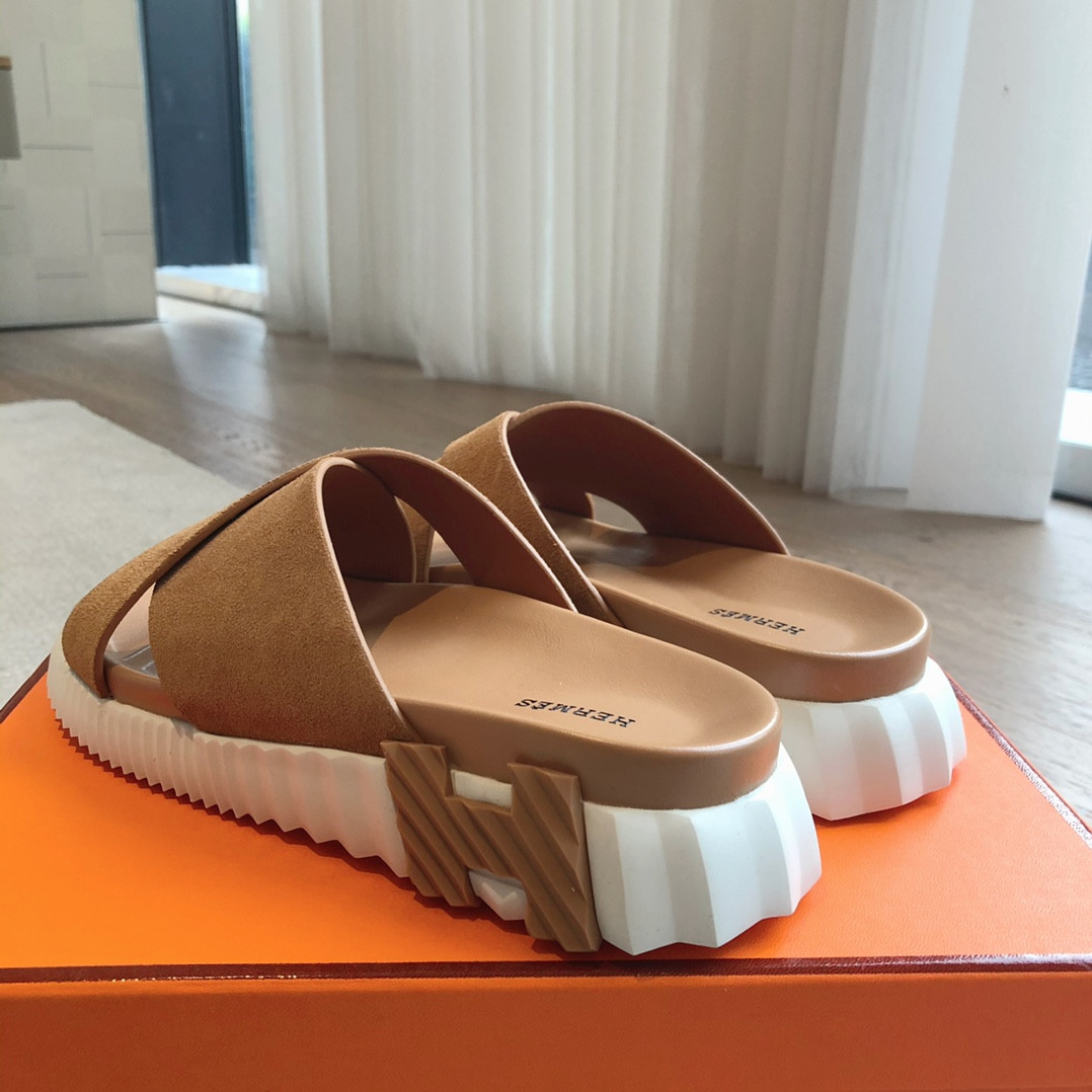 UA H**me5 Infra sandal
