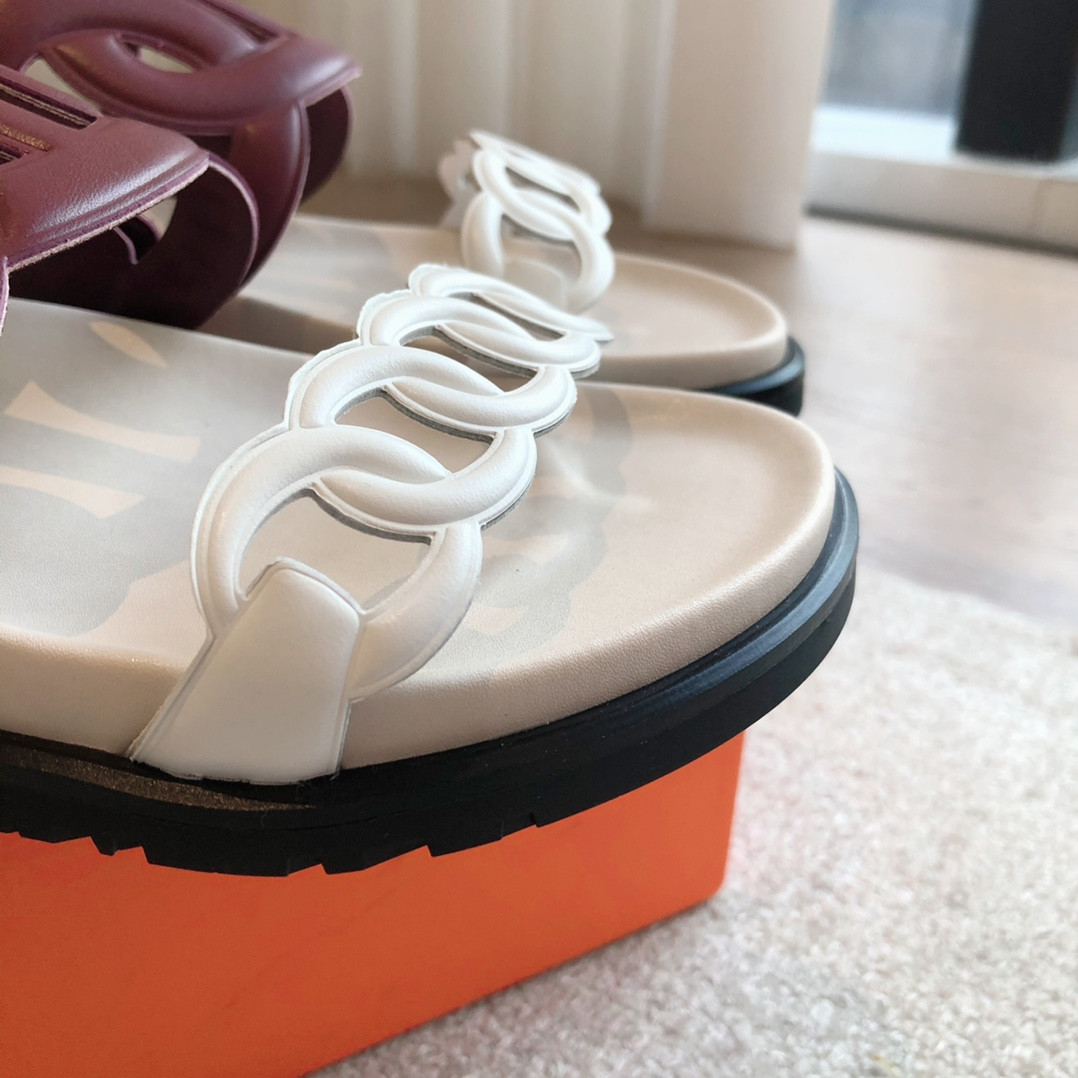 UA H**me5 Extra sandal