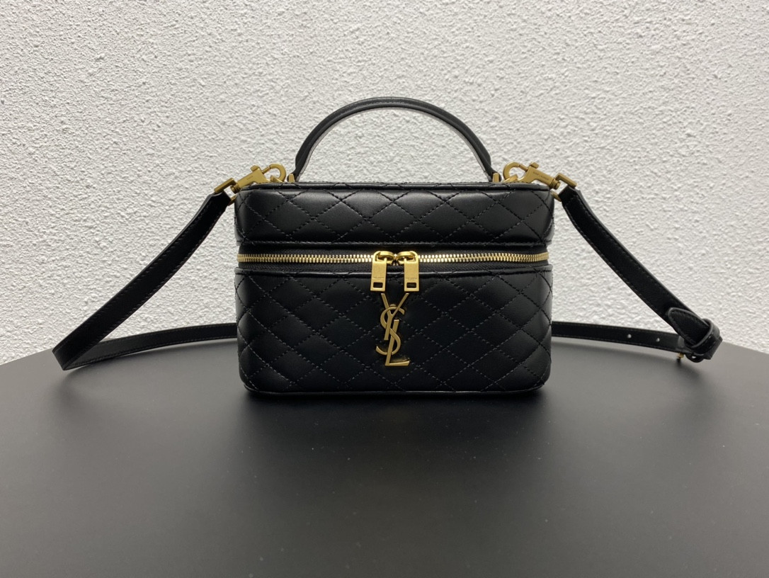 Y51 GABY VANITY BAG IN LAMBSKIN 18 X 11 X 6.5 CM