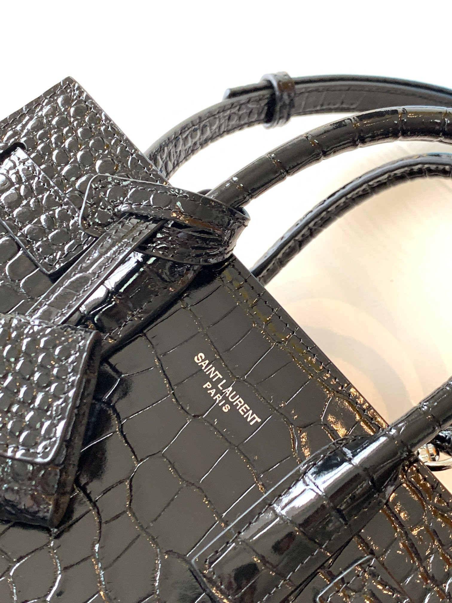 Y51 SAC DE JOUR IN CROCODILE EMBOSSED LEATHER - NANO 22x18x10.5cm