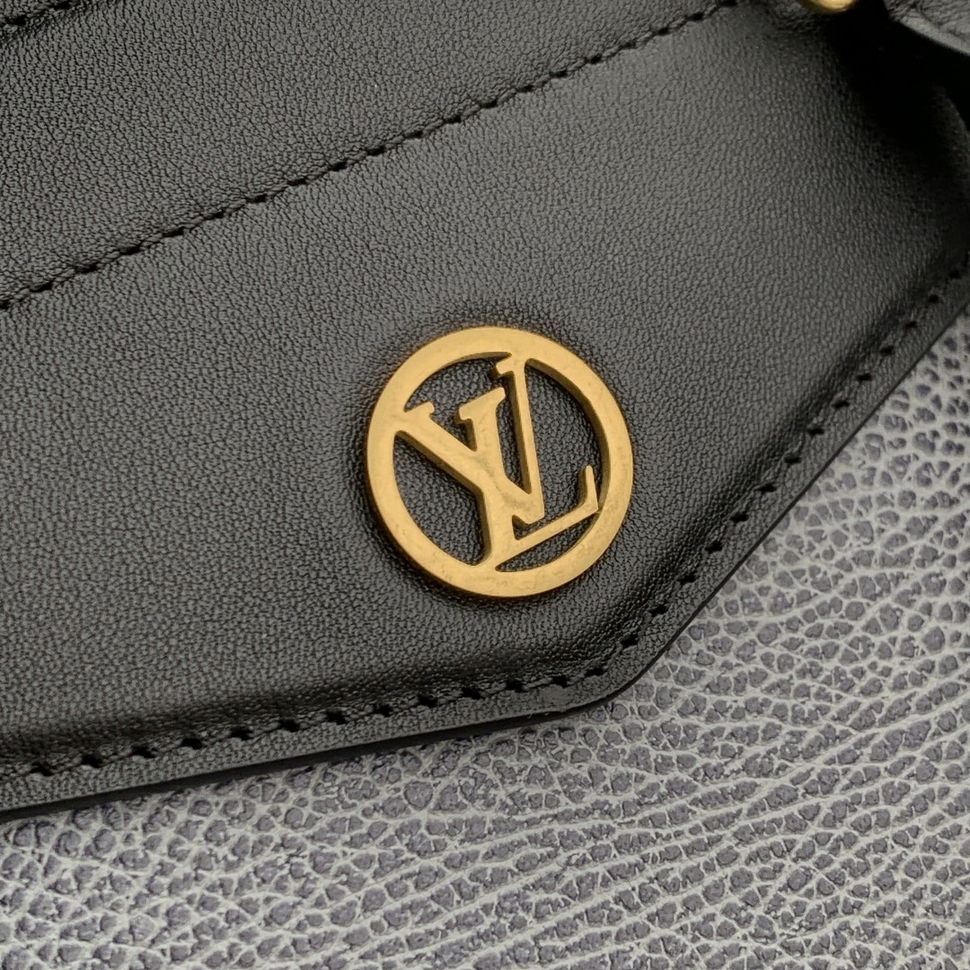 LV Biker MM M14702 38x15x15cm