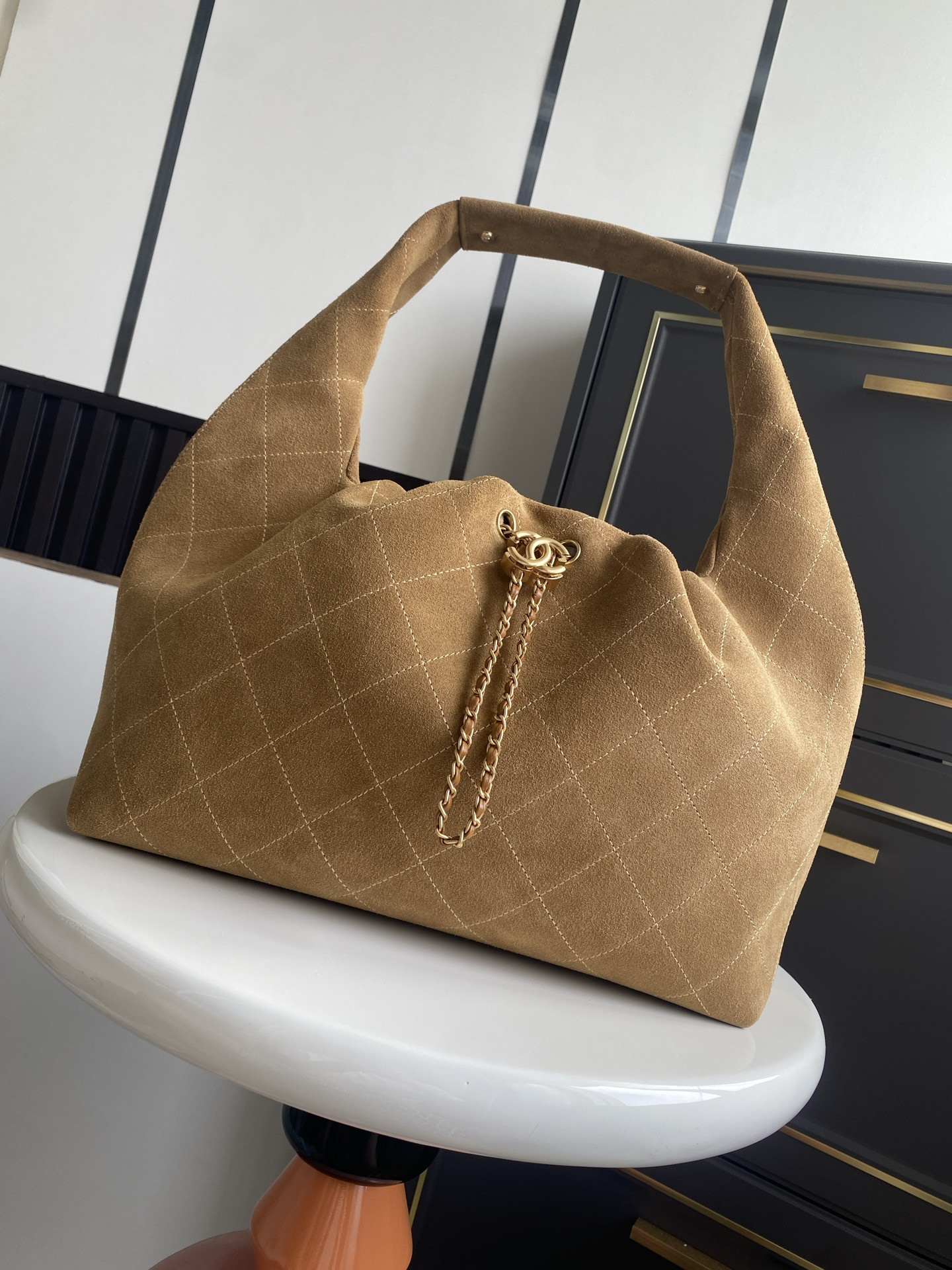 Ch**el Large Hobo Bag 30x12x45cm