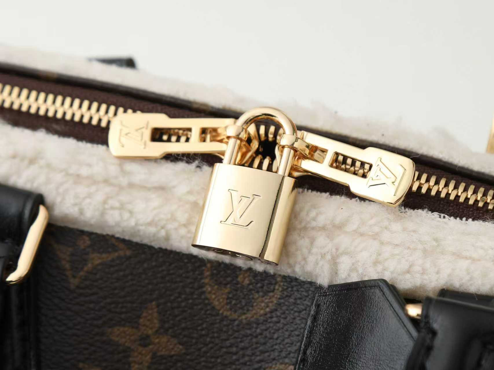 LV Speedy Soft 30 Teddy M26326 30x21x17cm