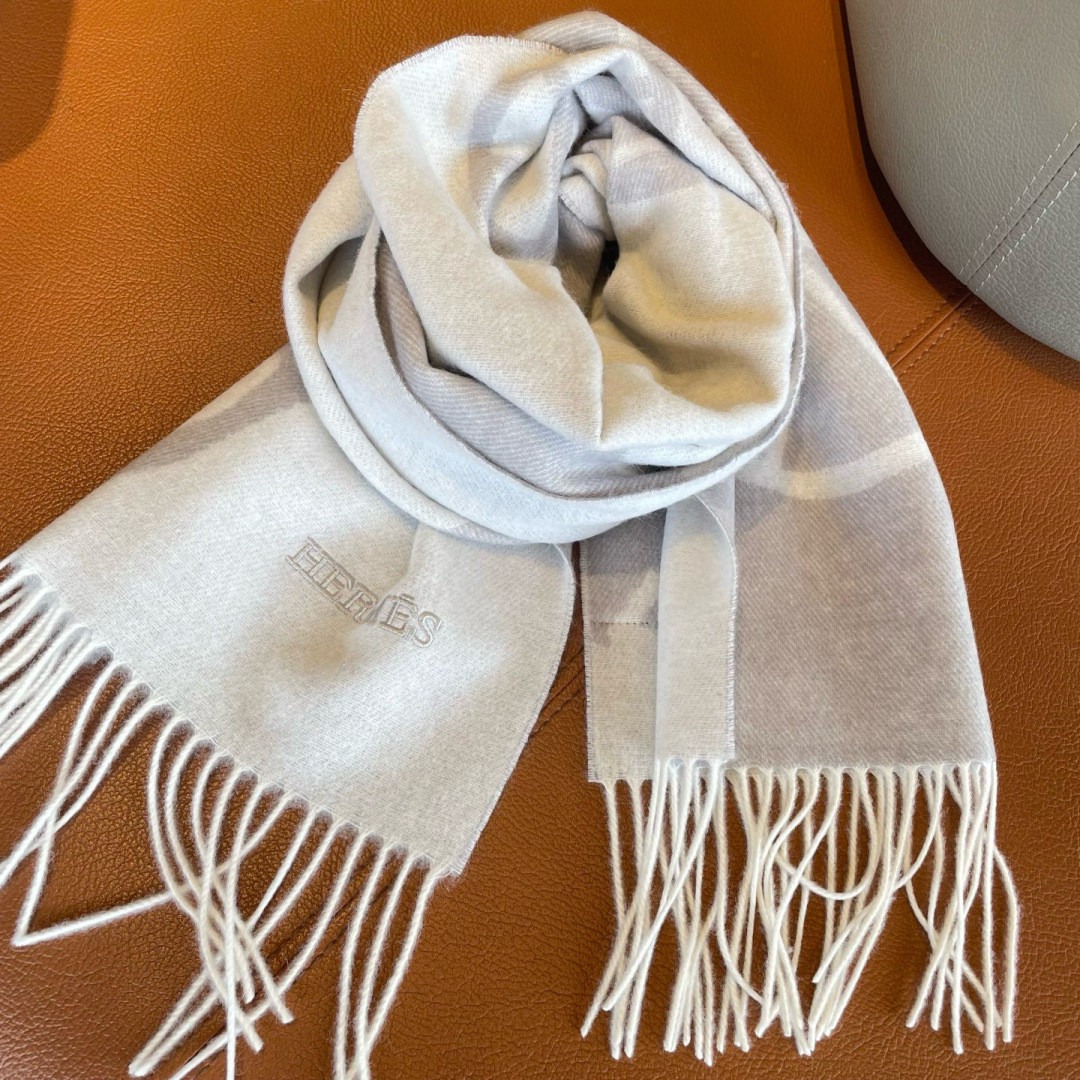 H**me5 scarf 30x180cm