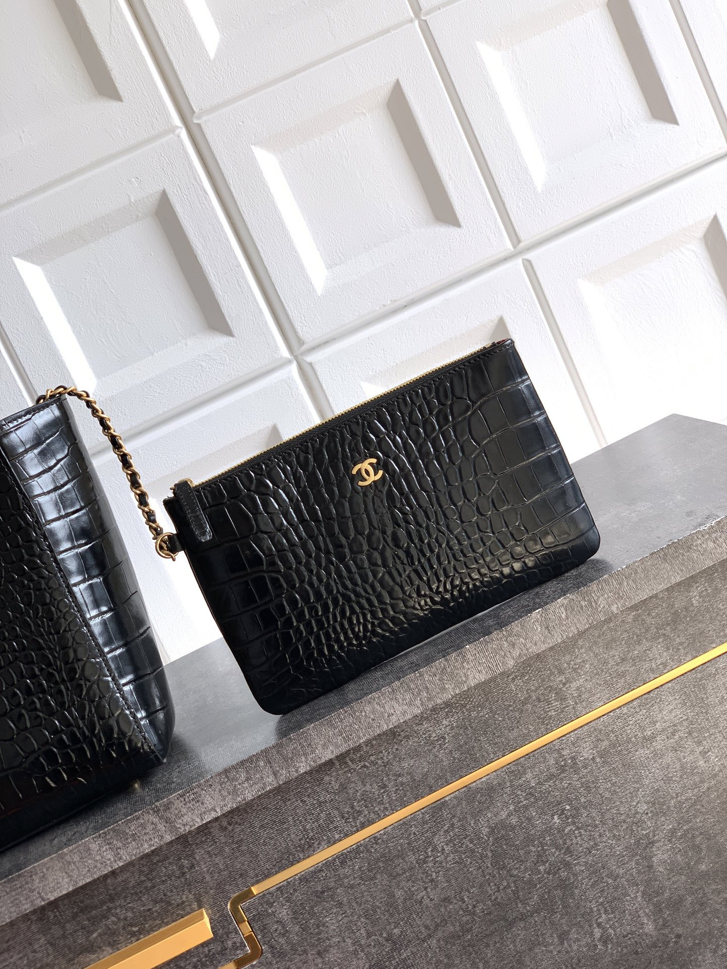 Ch**el Tote Crocodile-embossed Bag 35x21x12cm