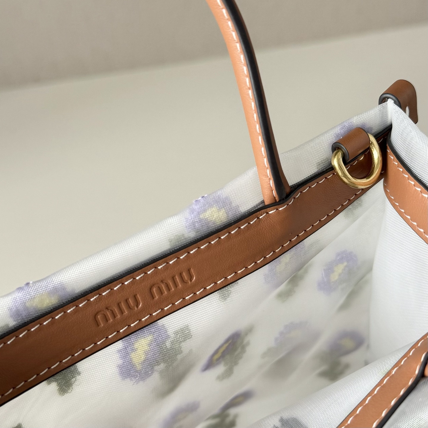 M1v M1v Embroidered Mesh Top-handle Bag 14x19.5x9cm