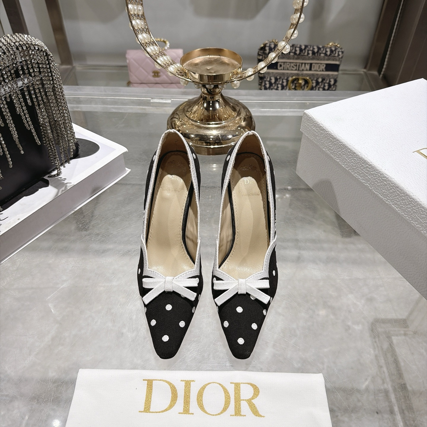 UA D10r Romance Pump 8.5cm Heel