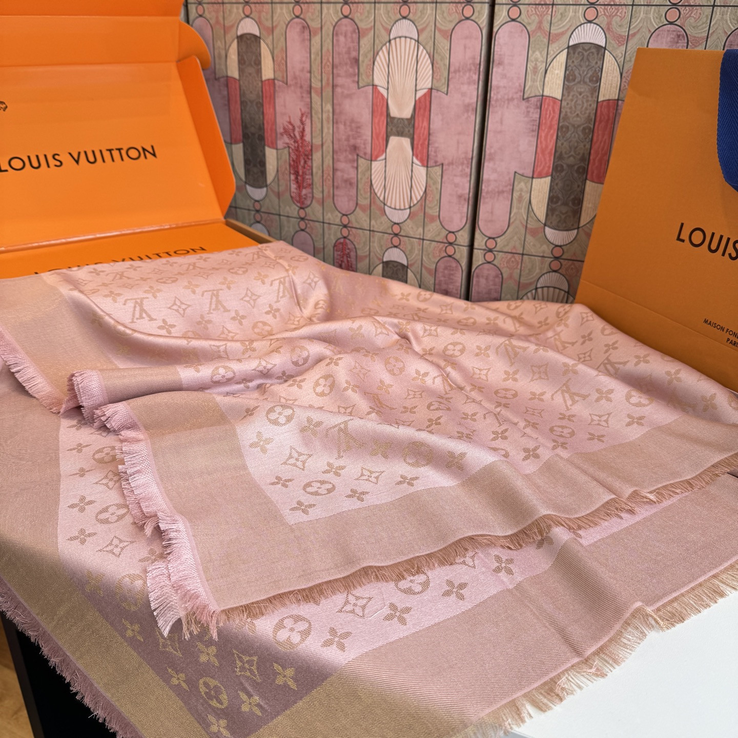 LV scarf 140x140cm